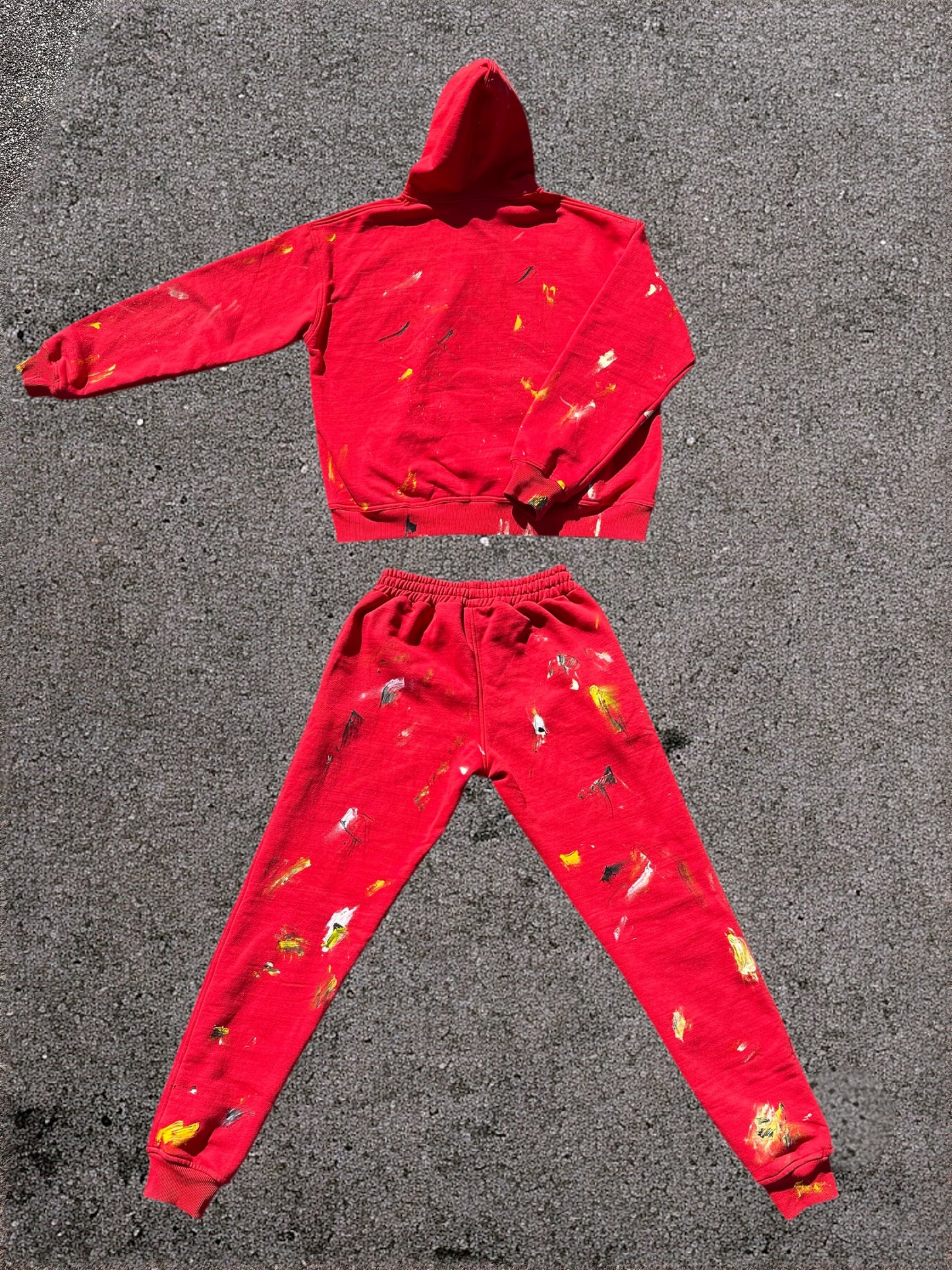 MEDALLIONS SWEATSUIT - RED